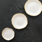Plato postre irregular con oro
